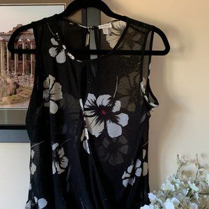 Size medium lightweight top.